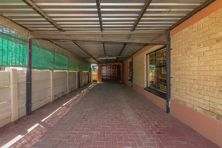 3 Bedroom Property for Sale in Gelukwaarts Free State